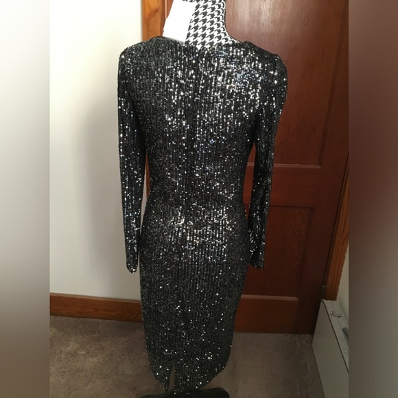 Sequin Bodycon dress - Picture 2 of 2